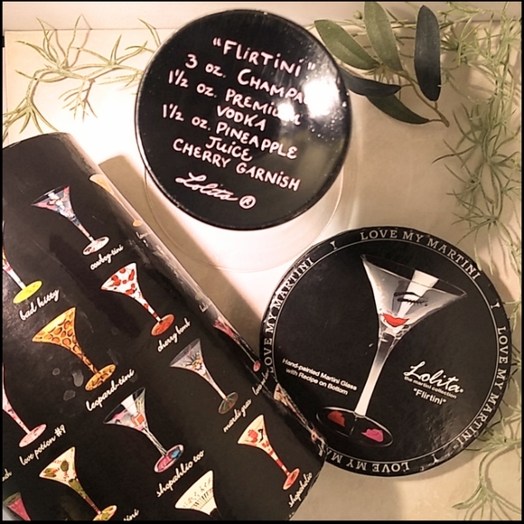 Lolita "Flirtini" Handpainted Martini Glass 7 oz. - Picture 2 of 3